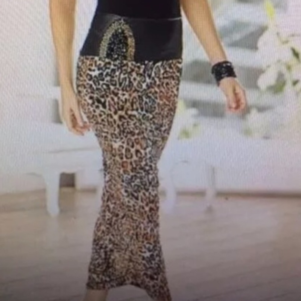 Venus mid length leopard skirt with faux leather and jewels